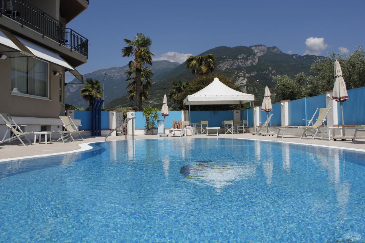 Hotel Angelini توربولي المظهر الخارجي الصورة