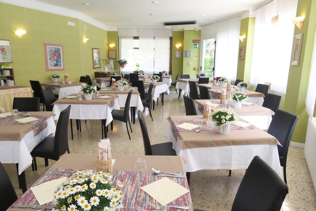 Hotel Angelini توربولي المظهر الخارجي الصورة